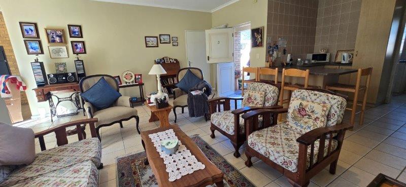 To Let 2 Bedroom Property for Rent in Bracken Heights Western Cape